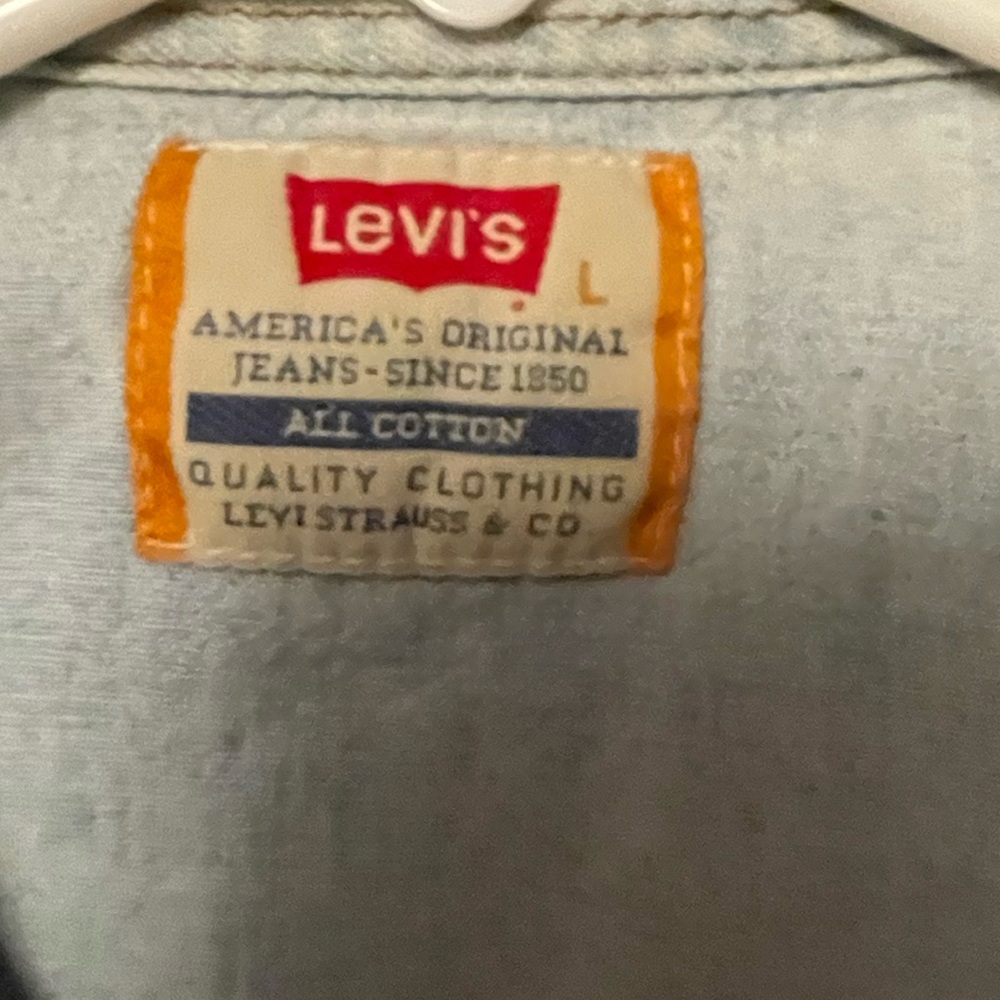 Levi’s Button Down Shirt - image 4